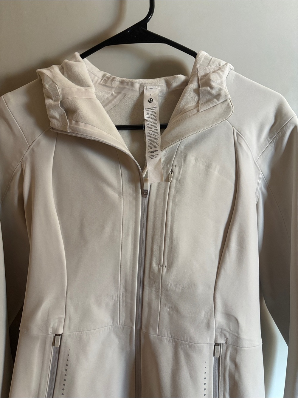 Lululemon White Full Zip Performance Jacket GIII Multifamily Corporate Logo